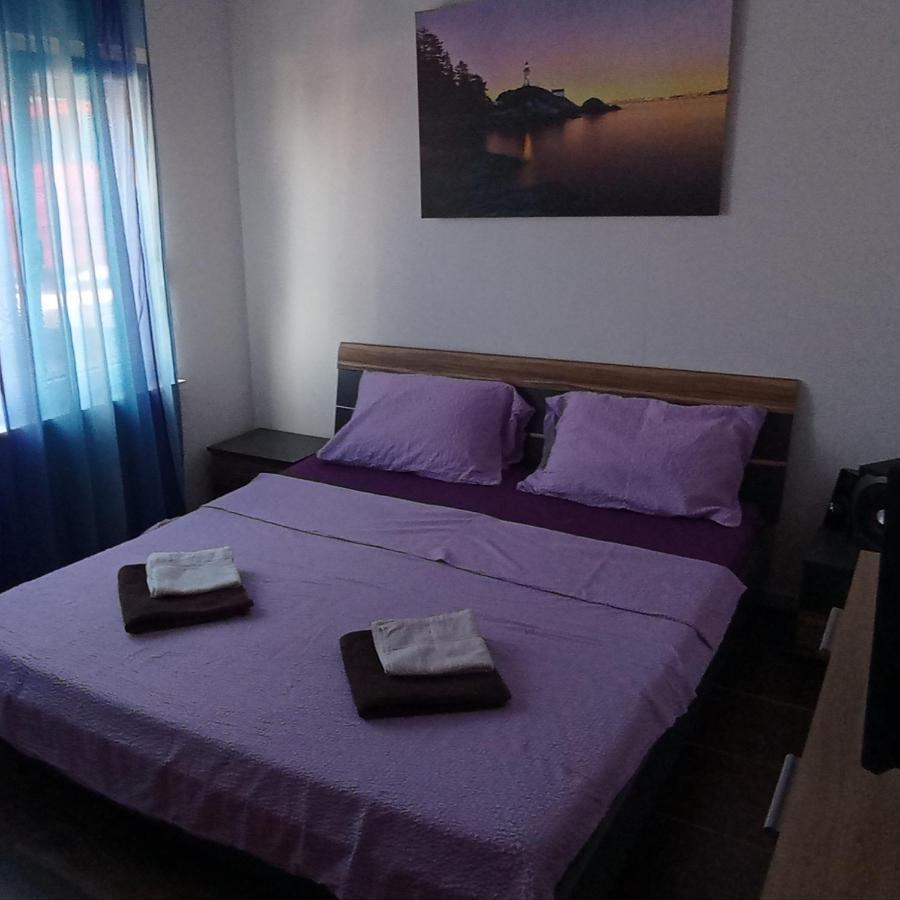 App Zeljka, 200M Beach Novi Vinodolski Buitenkant foto